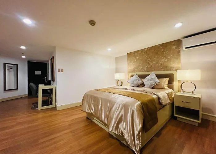 Arzo Hotel Manila